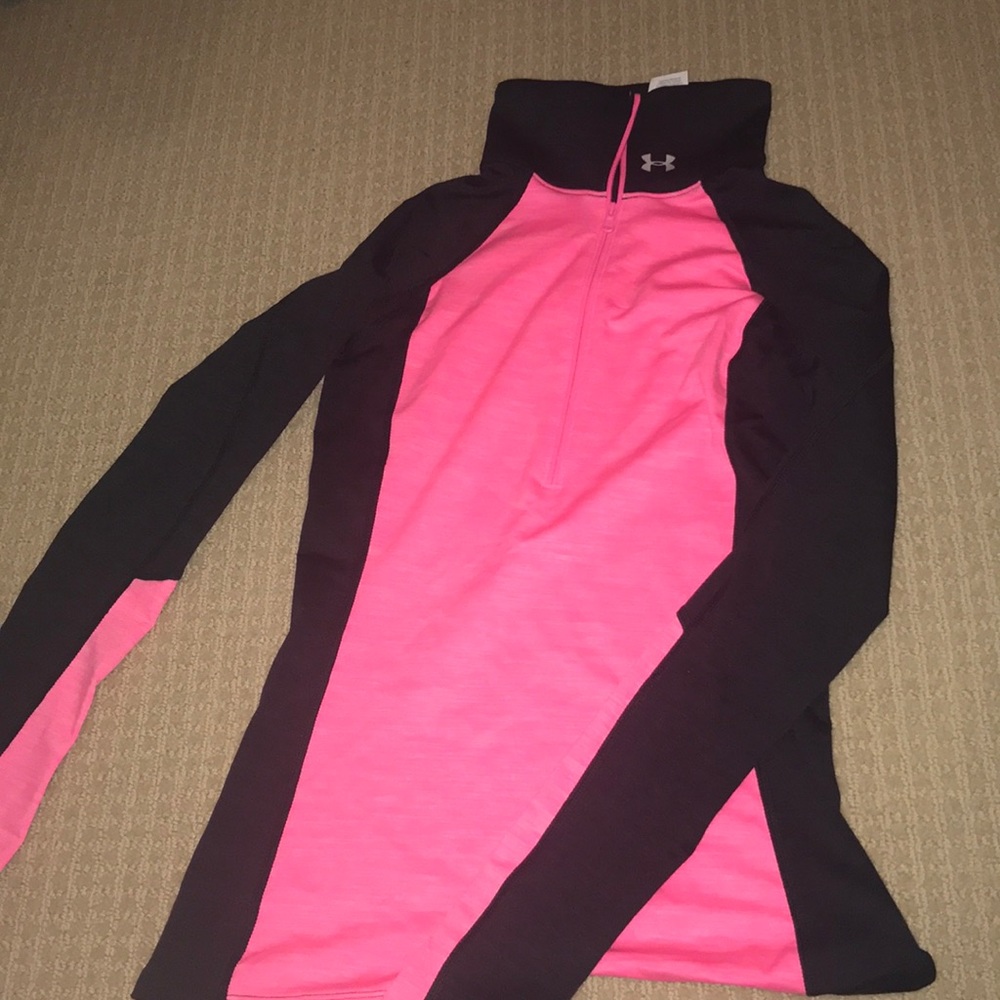 Women’s Under Armour pullover